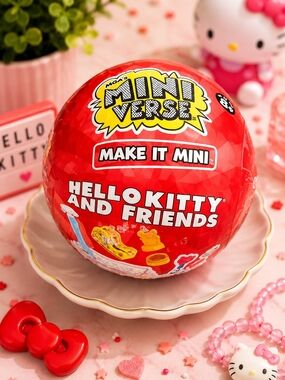 🙂3/25 Mini Verse Make It Mini Hello Kitty and Friends